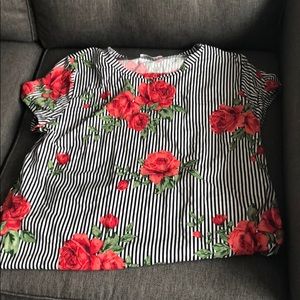 Casual floral top